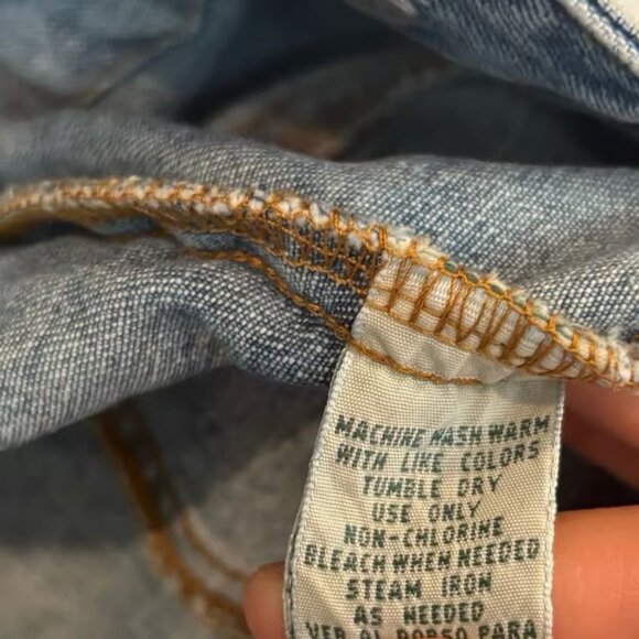 St. John’s Bay Denim Vest Size Small - Picture 6 of 6